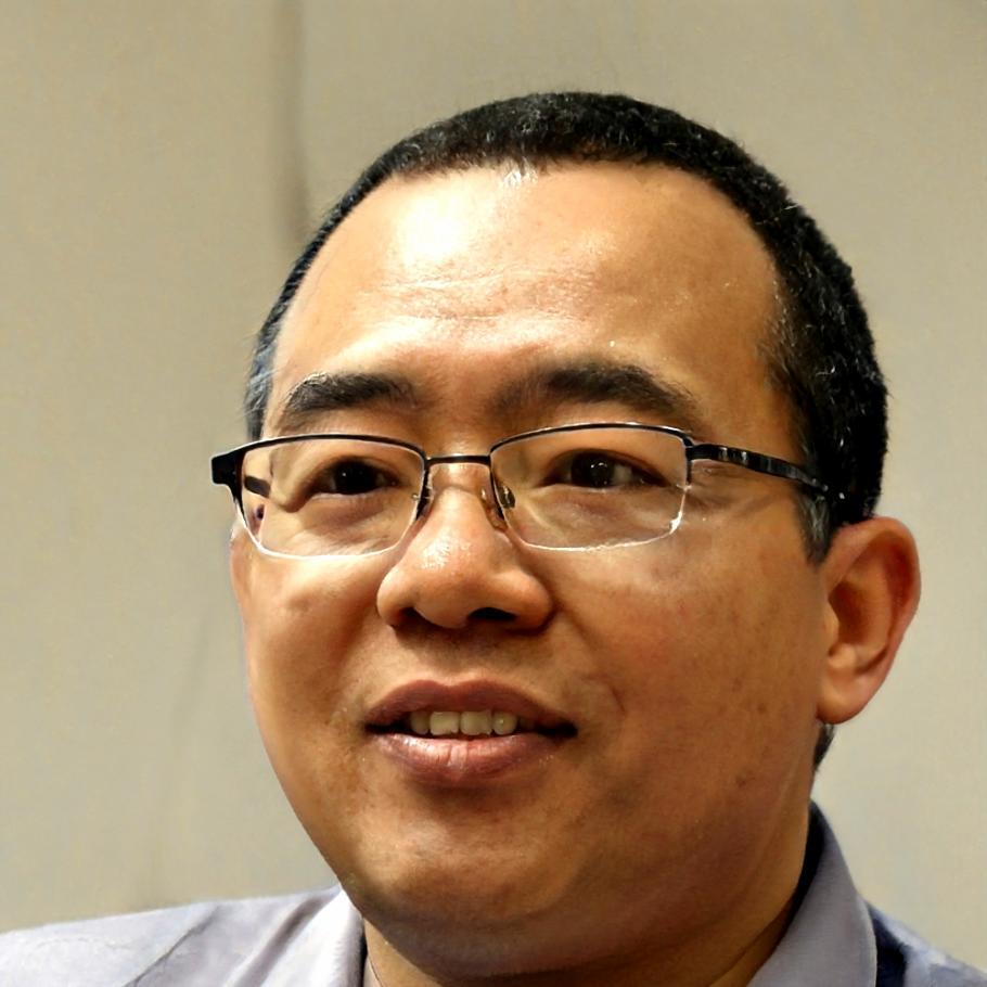 Oskar Lindqvist professional portrait